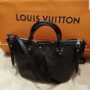 SOLD 💠 LOUIS VUITTON Mazarine Empreinte Noir